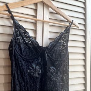 Natori vintage 90s black stretchy lace sheer slip dress